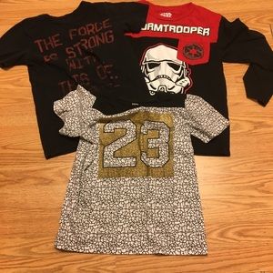 Boys 2 pants 3 shirts set